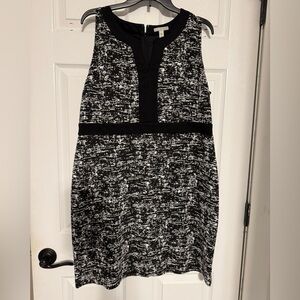 Dana Buchman Black and White Tweed-Effect Sleeveless Sheath Dress